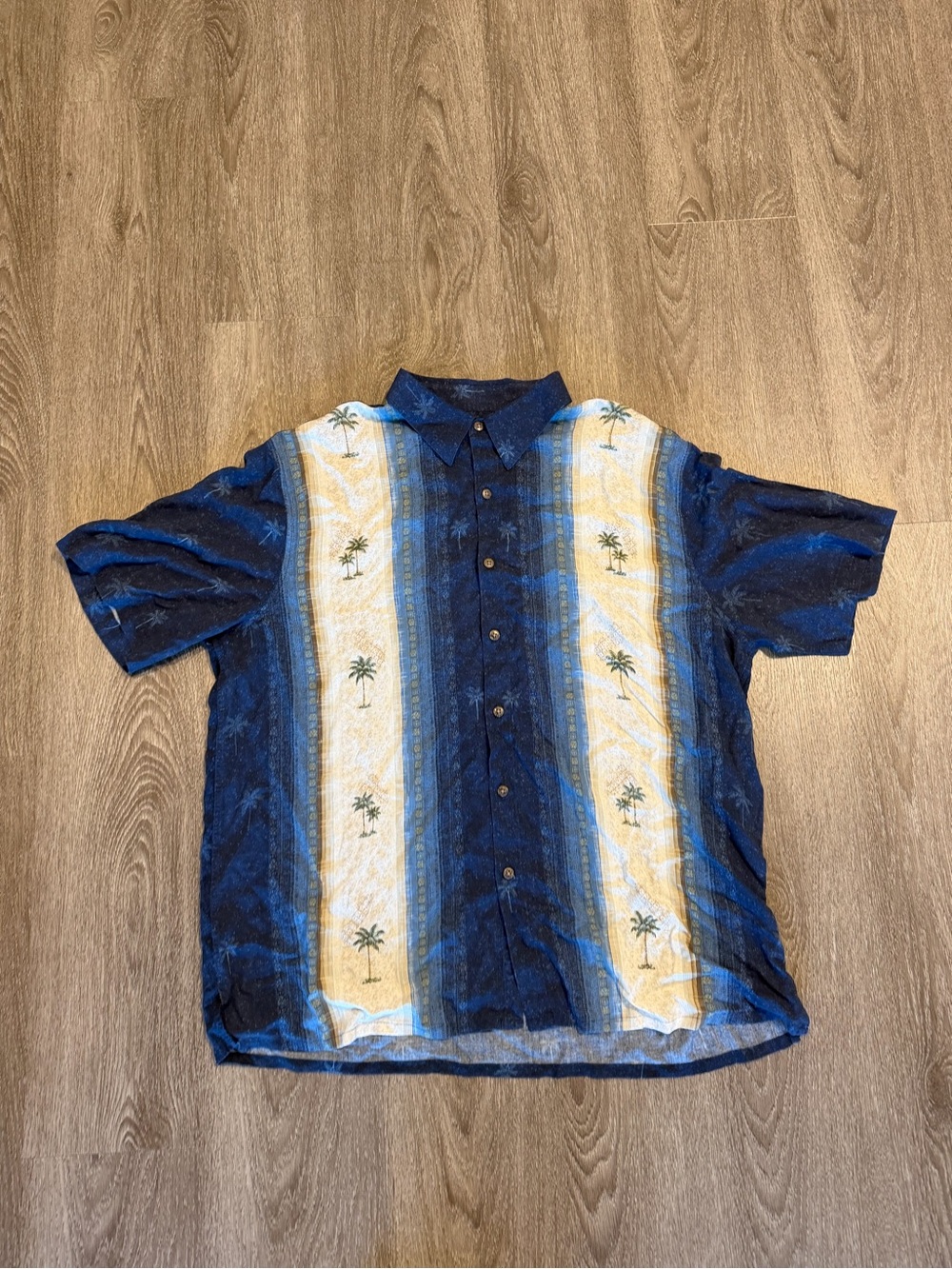 Batik Bay Shirt Mens XL Blue Hawaiian Short Sleeve Bowling Palm Tree Rayon